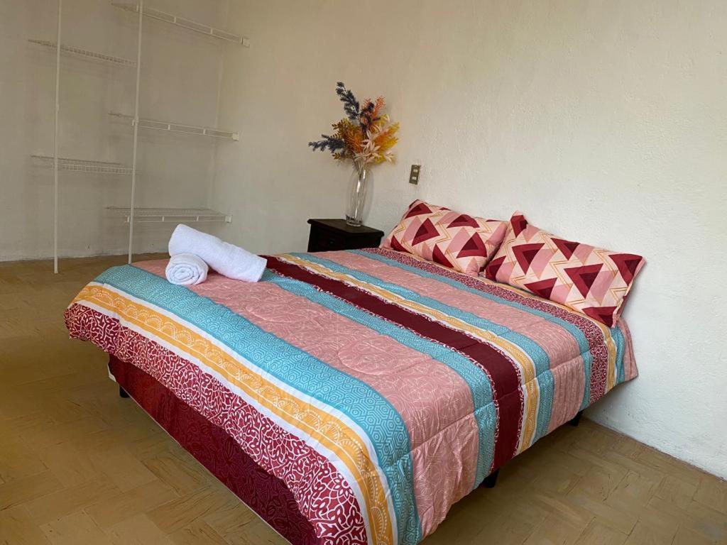 Casa Del Viajero Colonial Guatemala Apartment ภายนอก รูปภาพ