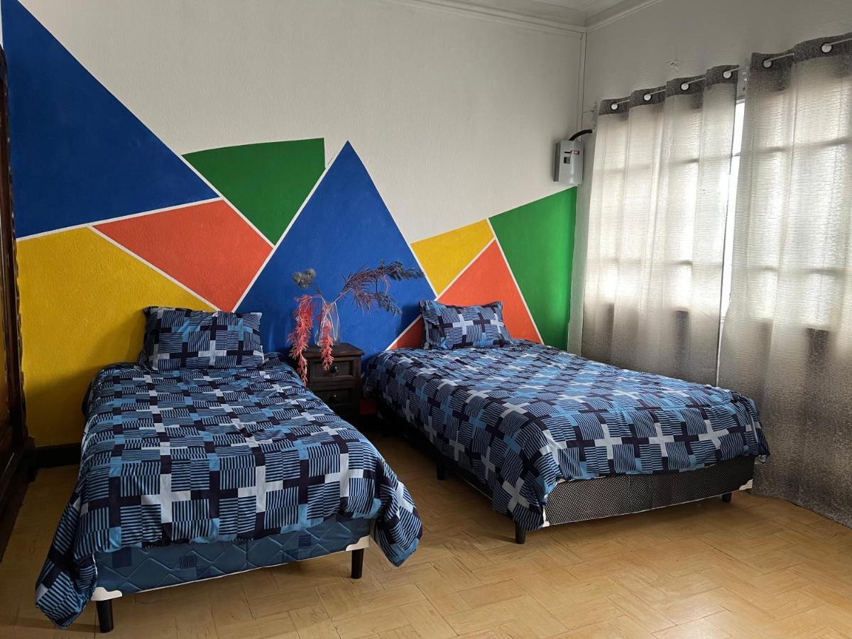 Casa Del Viajero Colonial Guatemala Apartment ภายนอก รูปภาพ